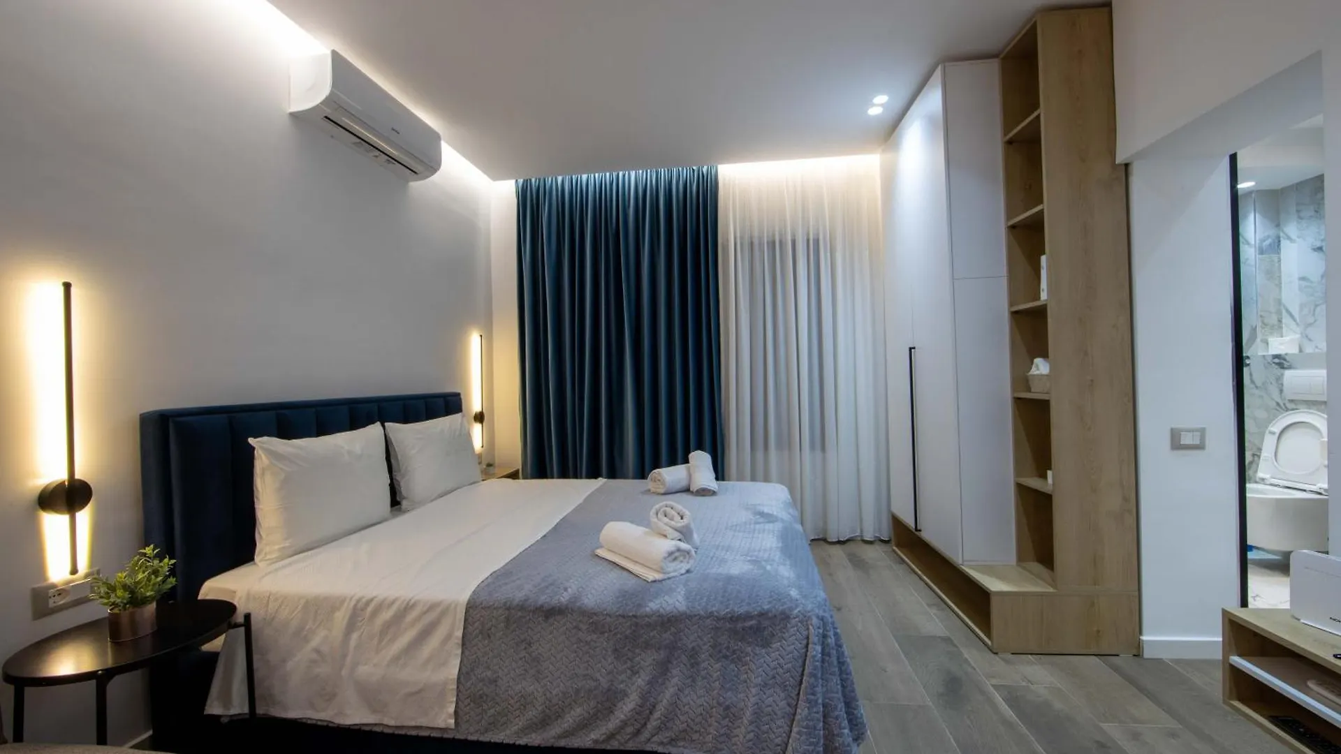 Niki\'S Apartments location